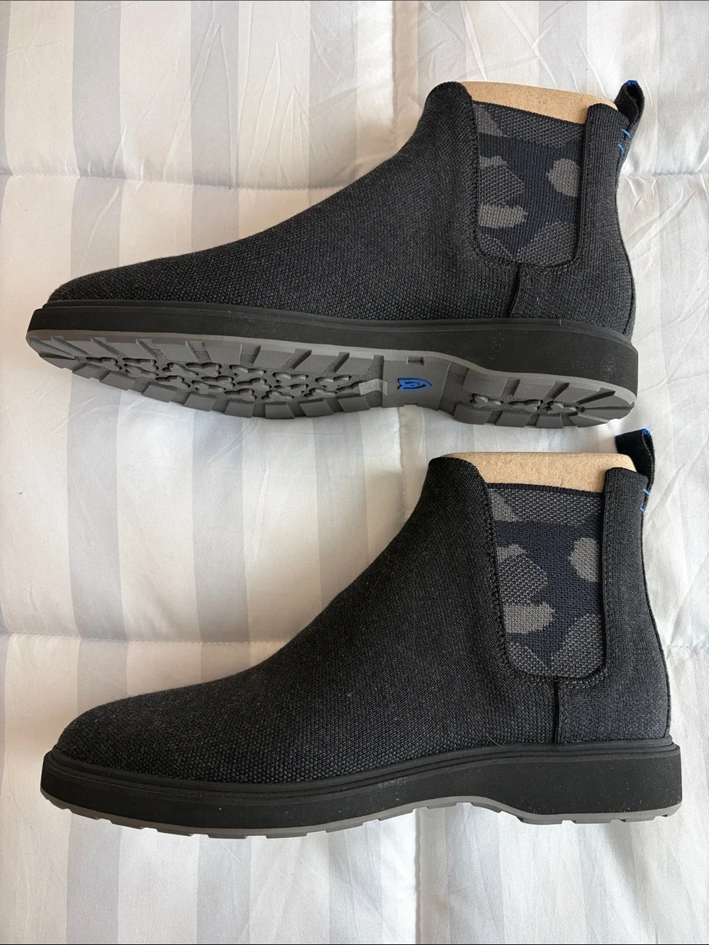 Men’s Rothy’s The Chelsea Boot, Granite Black, size 11.5, worn once